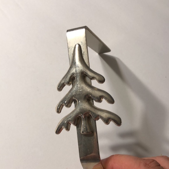 Set 3 Metal Stocking Hangers - Picture 5 of 9